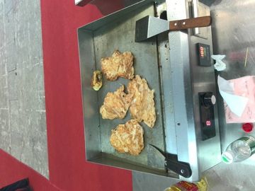 Grille à induction en fonte de 5 kW fournisseur